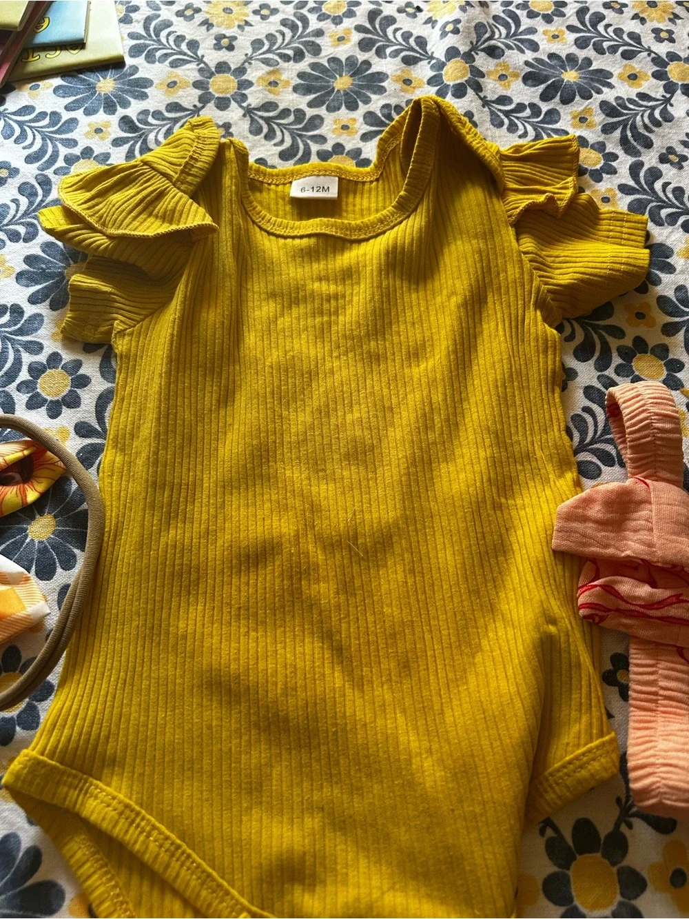Short Sleeve Ribbed Romper Ruffle Layered Bloomers Shorts Headbands-Size 9-12 mo